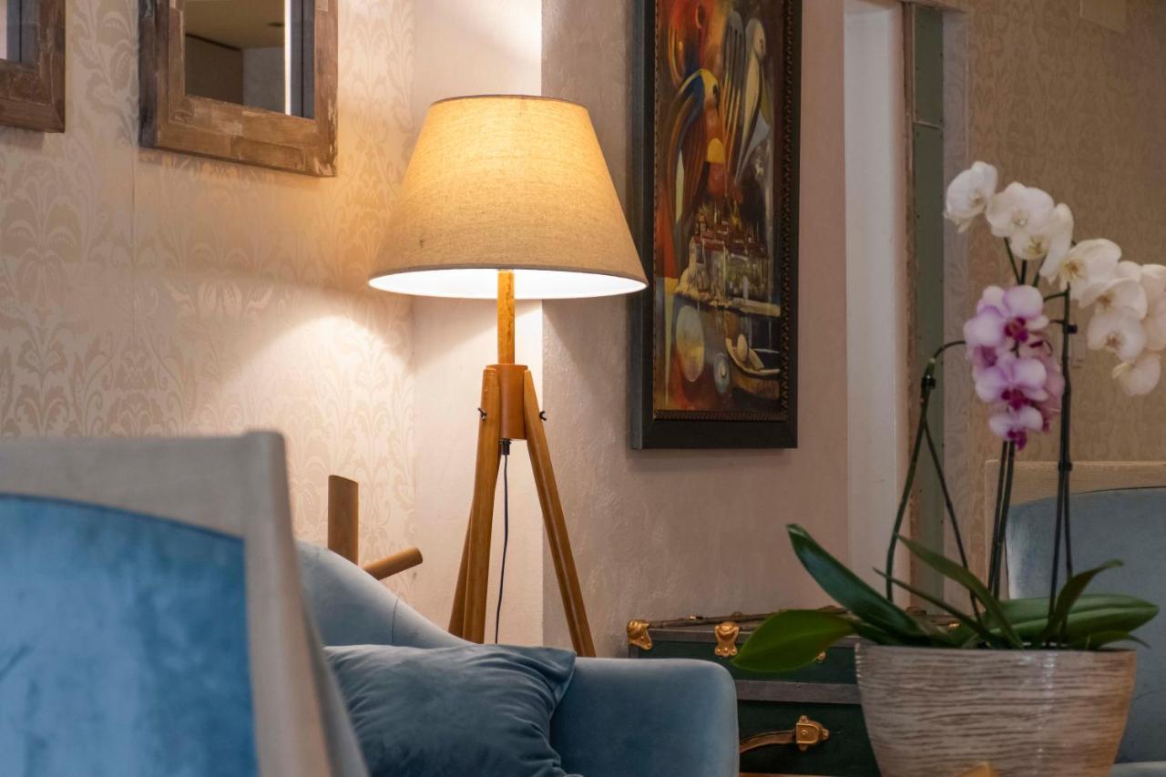 Mali Porat Hotel Budva