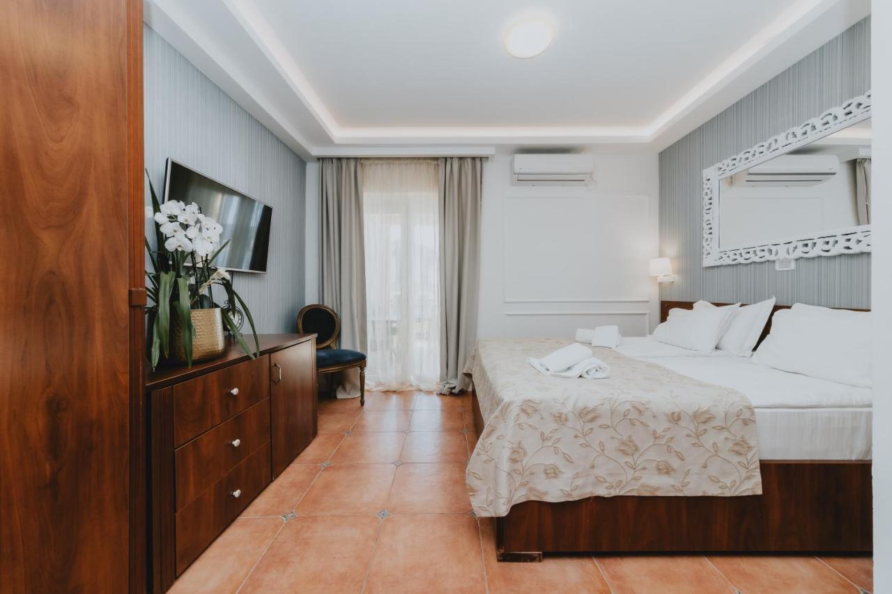 Hotel Mali Porat 3*