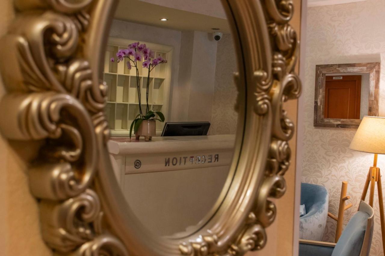 Mali Porat 3*