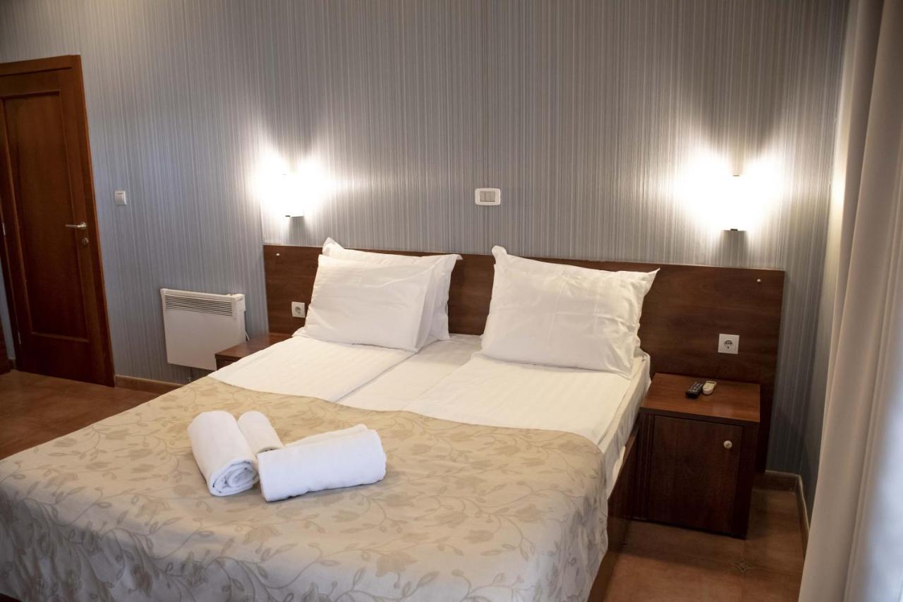 Hotel Mali Porat 3*
