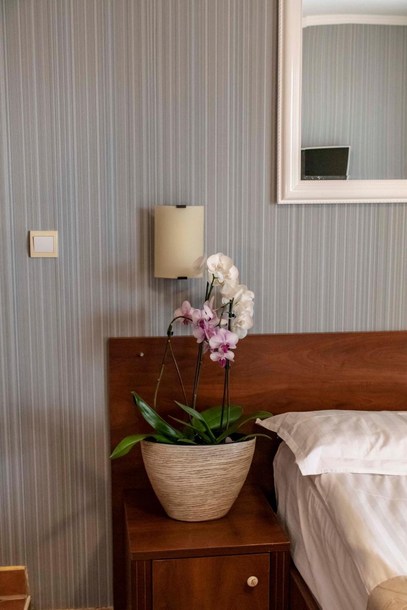 Mali Porat Hotel